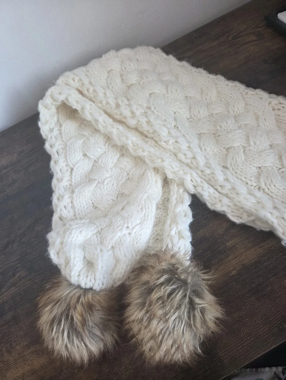 Ivory Cream Cable Knit Scarf Pom Pom Rectangle Winter Cozy Warm Clean Girl